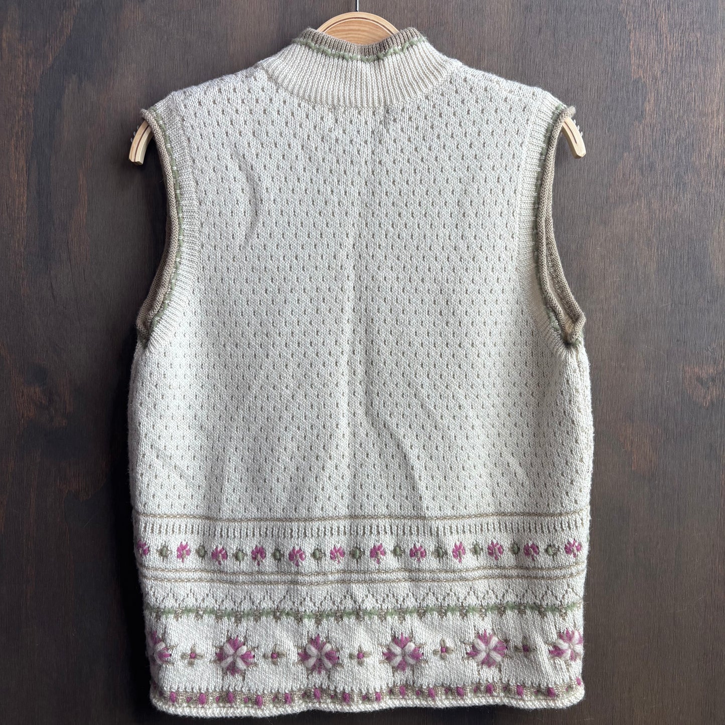 Vintage Woolrich Cream Sweater Vest