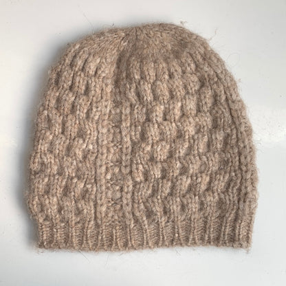 Youth beige knit winter hat