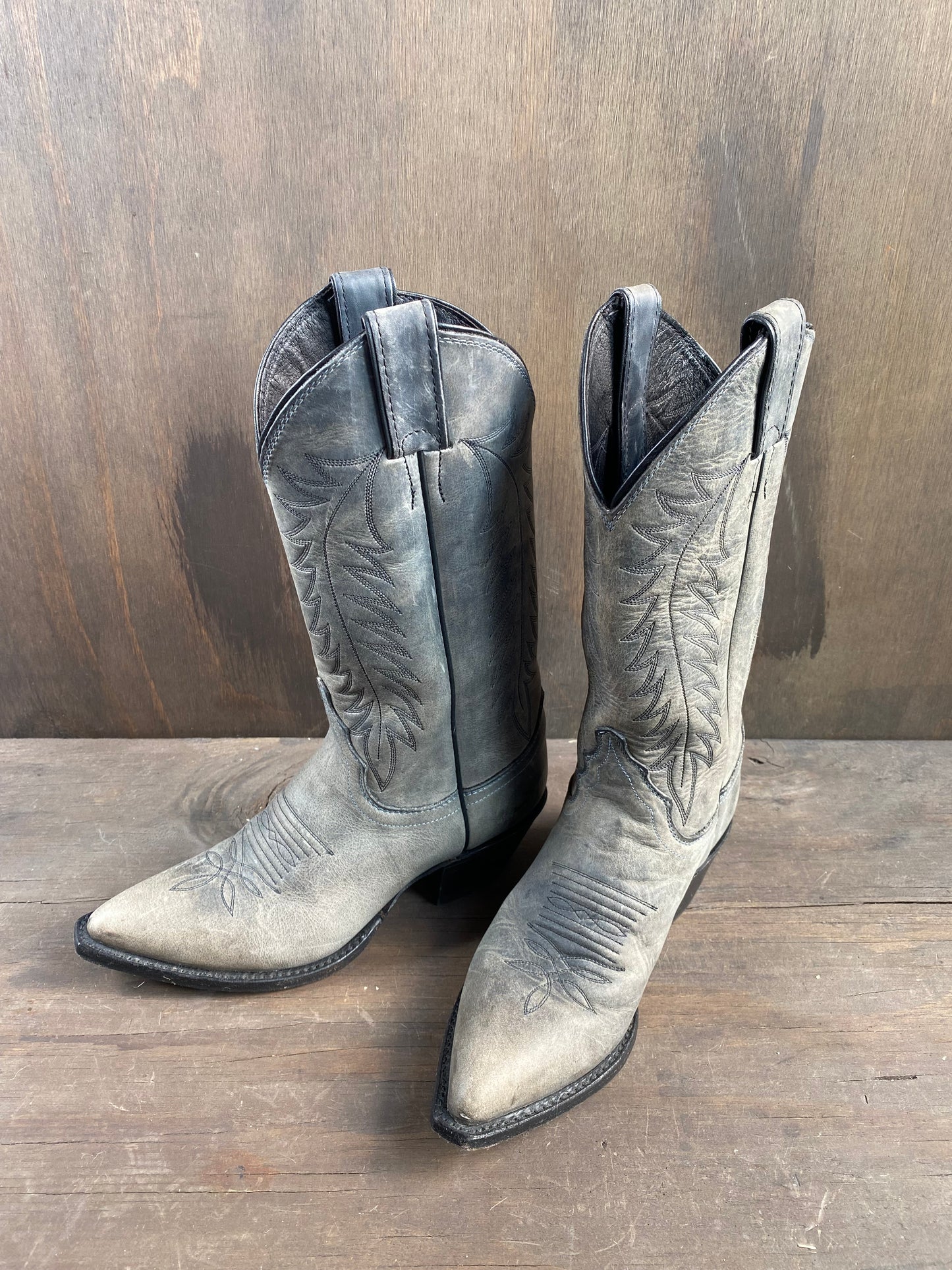 Justins Gray Cowboy Boots