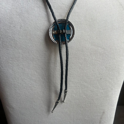 Faux Turquoise Circle Bolo Tie