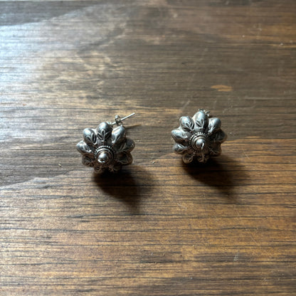 Vintage Metal Bauble Earring