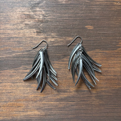 Vintage Metal Leaf Dangle Earrings