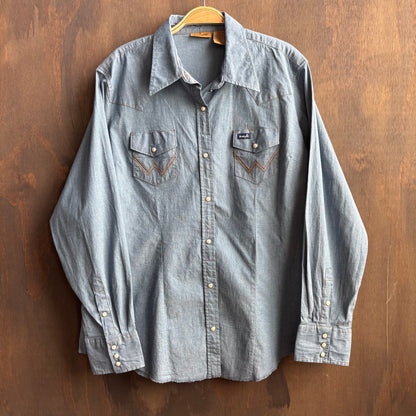 Wrangler Chambray Pearl Snap