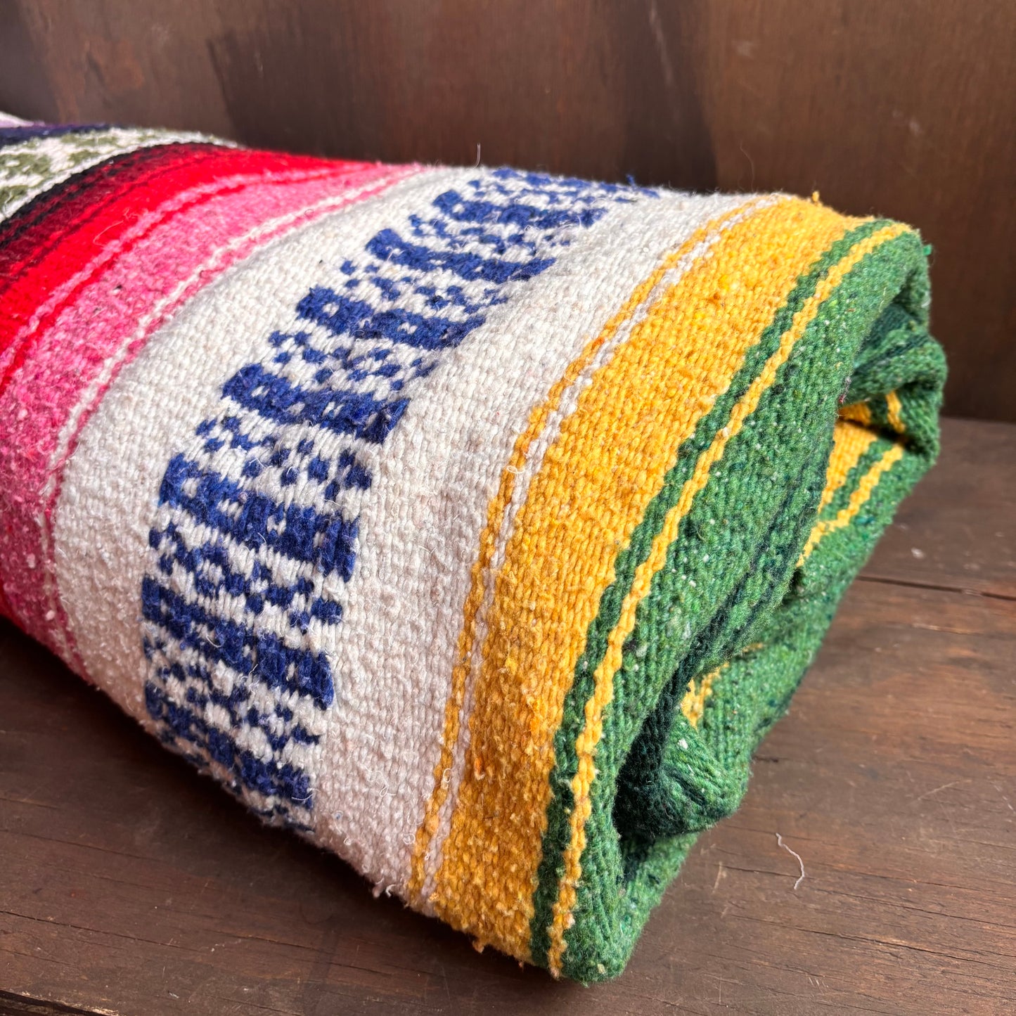 Multi-Color Falsa Blanket
