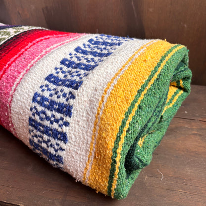 Multi-Color Falsa Blanket