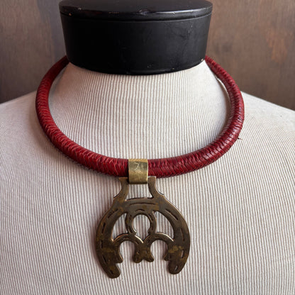 Mac Warman Vintage Brass Triple Horseshoe Medallion Red Leather Collar Necklace