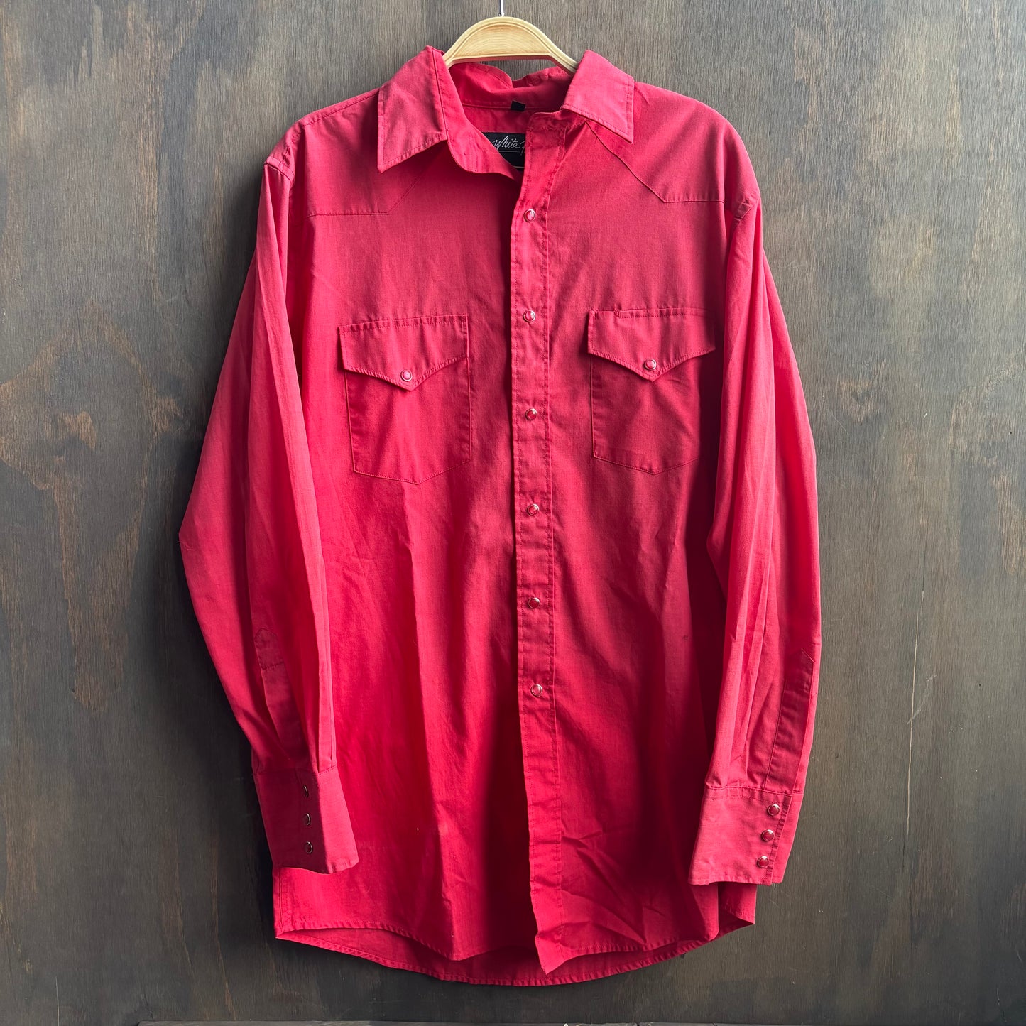 White Horse Red Pearl Snap