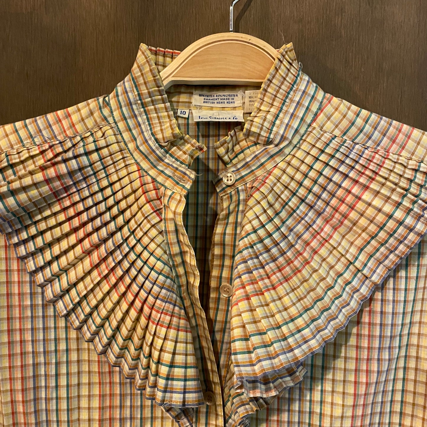 Vintage Levi’s rainbow plaid button down
