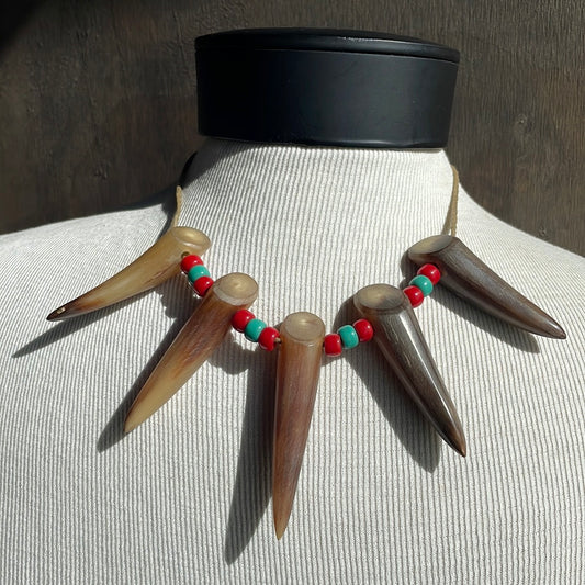 Vintage Native American Faux Animal Teeth Bone Claw Necklace