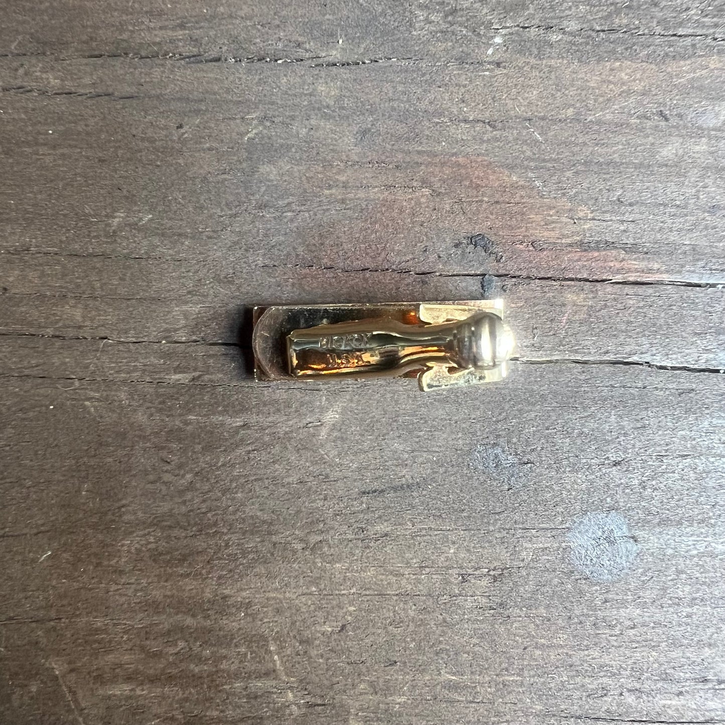 Gold Colored Hat Clip
