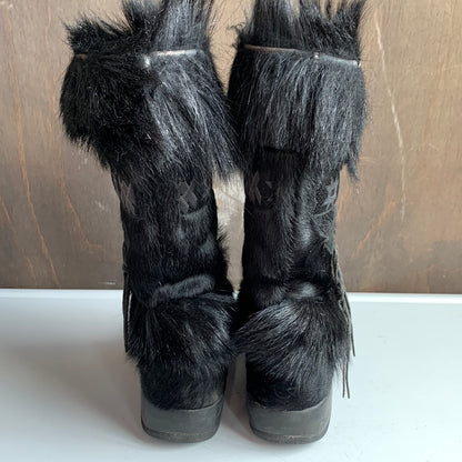 Black goat fur winter boots