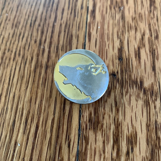 Howling Wolf Pin