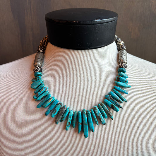 Chunky Turquoise Beaded Necklace