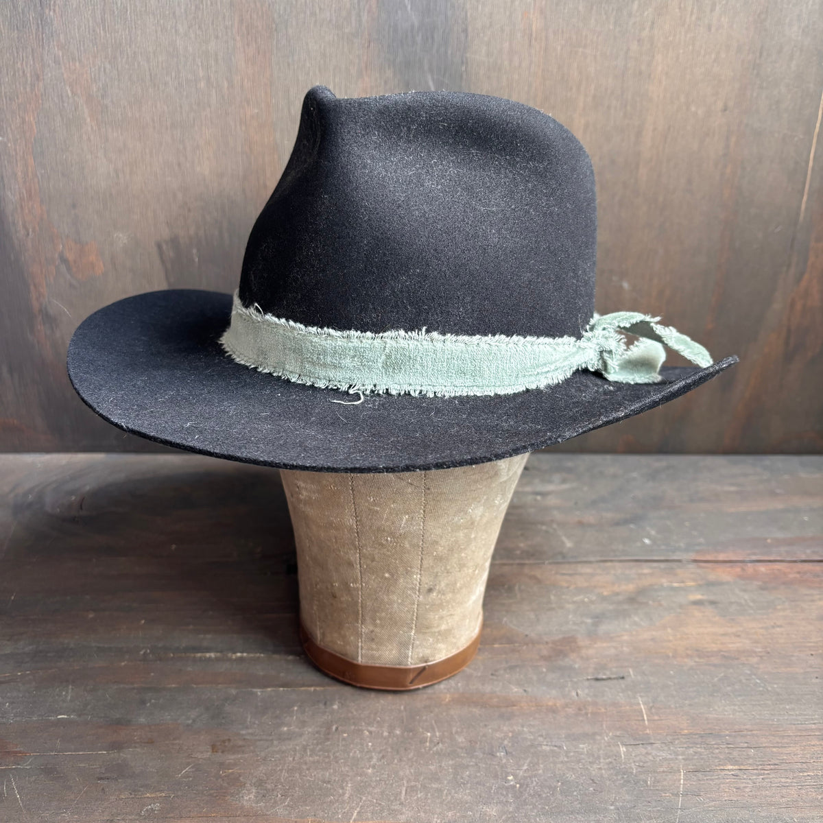Vintage Dynafelt Black Hat