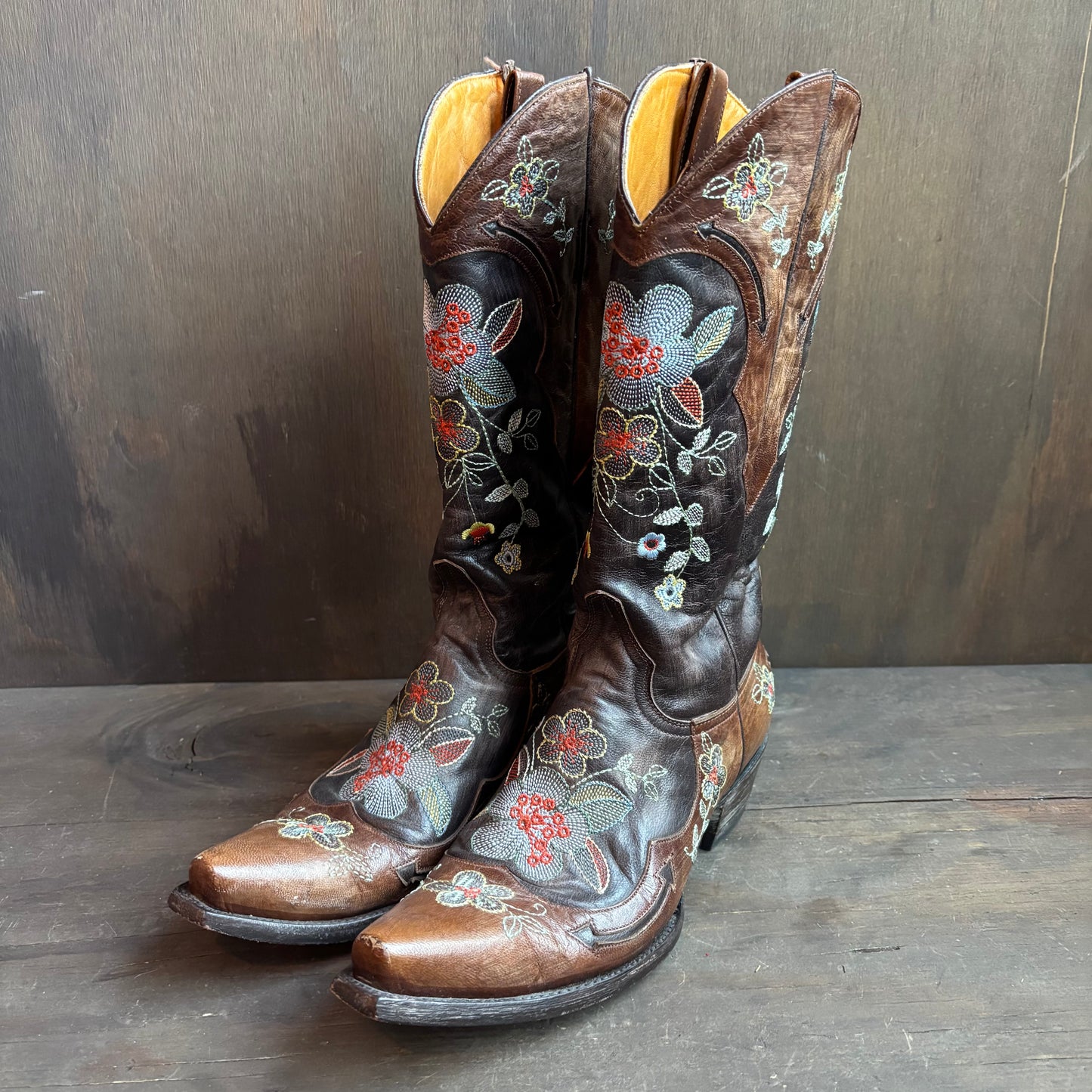 Old Gringo Embroidered Floral Boot