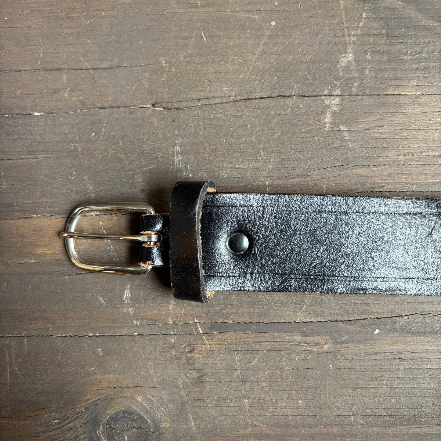 Black Leather Flat-Close Belt