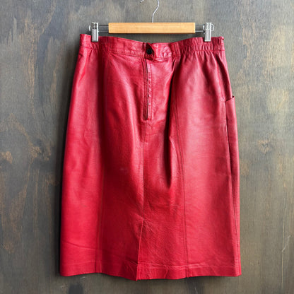 Vintage Fingerhut Red Leather Set