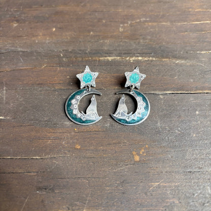 Wolf Howling at The Moon Earrings