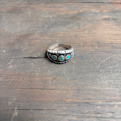 Silver and Turquoise Chip Ring