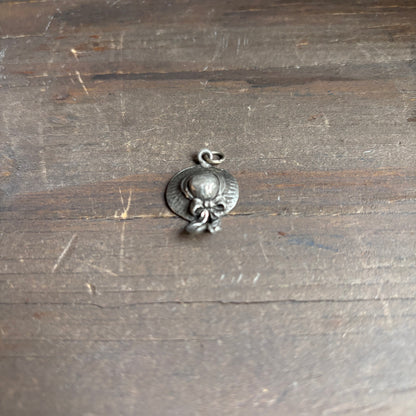 Pewter Sunhat Charm