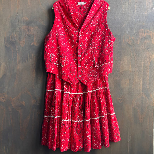 Vintage Red Paisley Square Dancing Set