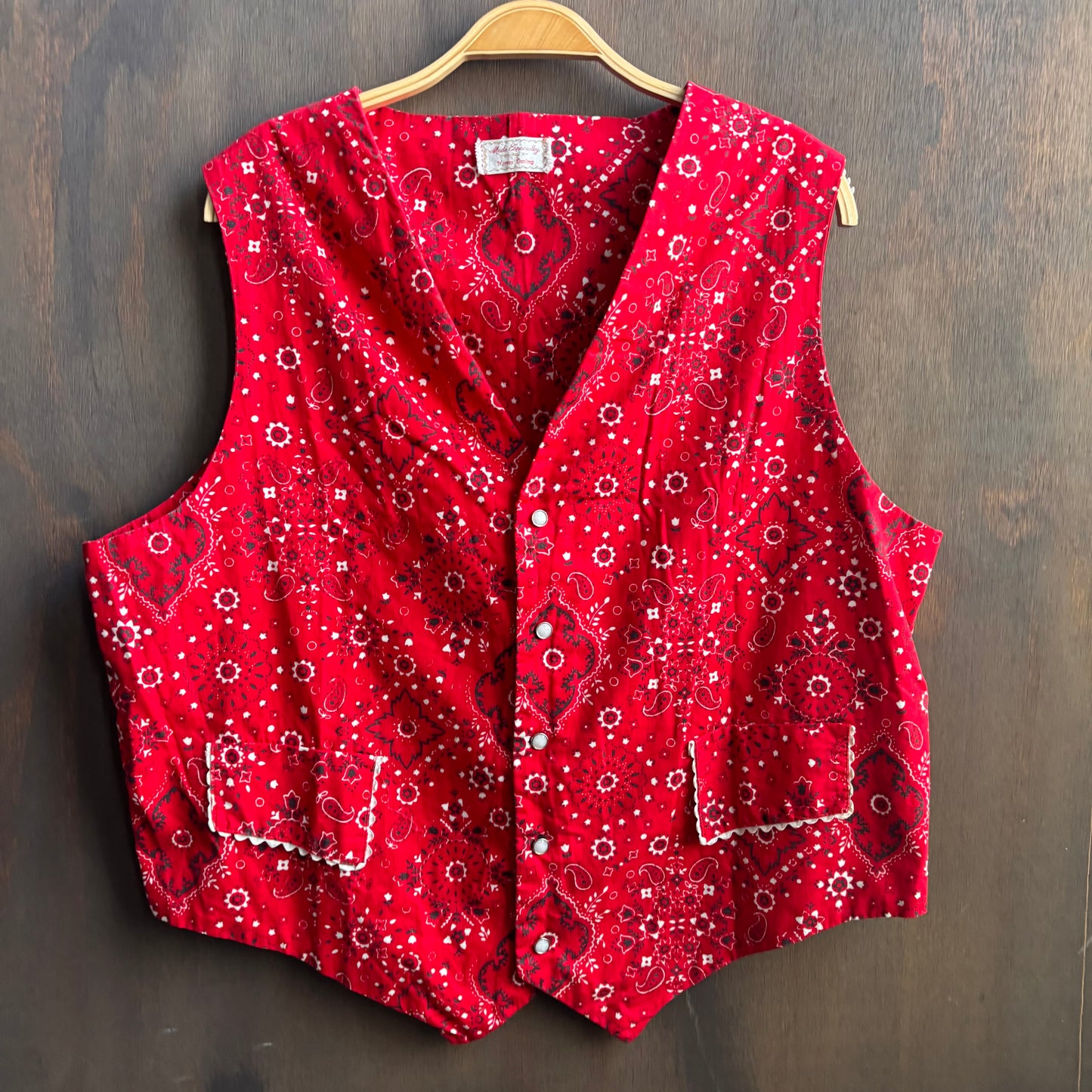 Vintage Red Paisley Square Dancing Set