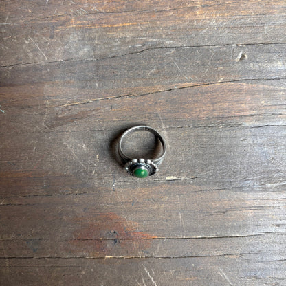 Vintage Sterling Turquoise Oval Ring