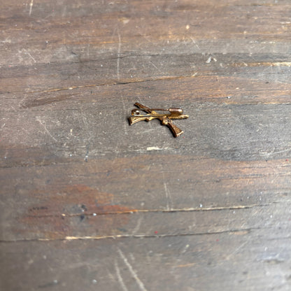 Vintage Crossed Rifles Pin