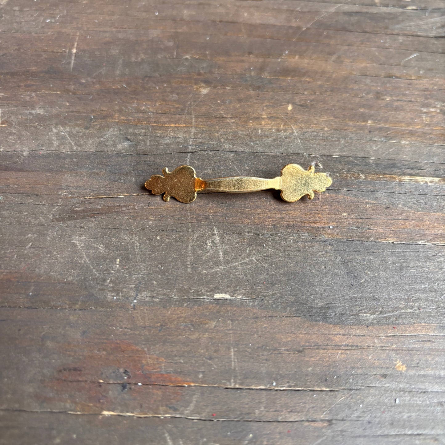 Vintage Gold Tone Pin