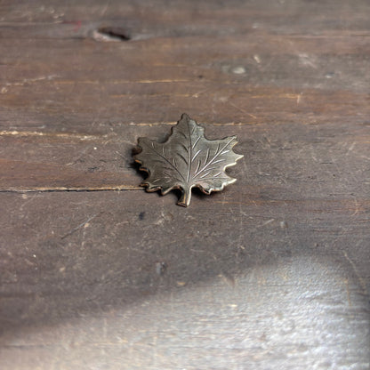Maple Leaf Pin