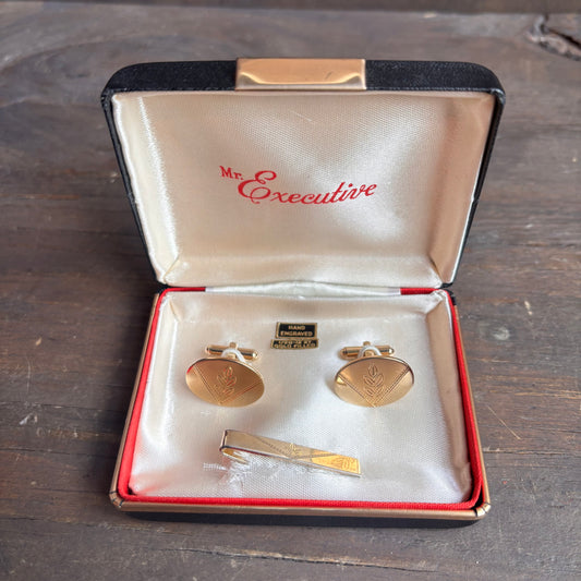 Vintage Leaf Cuff Link and Tie Clip Set