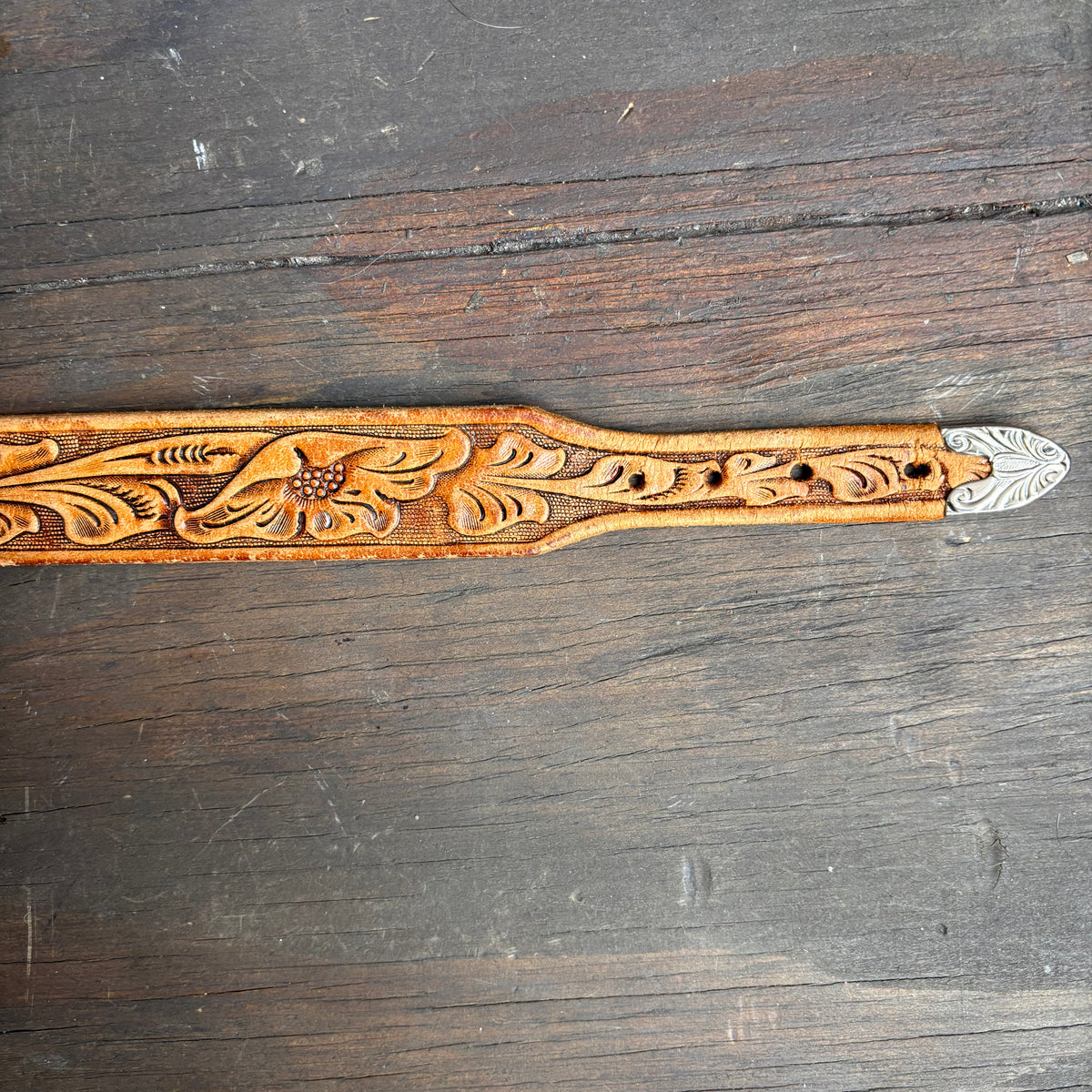 Vintage Beige Tooled Leather Belt