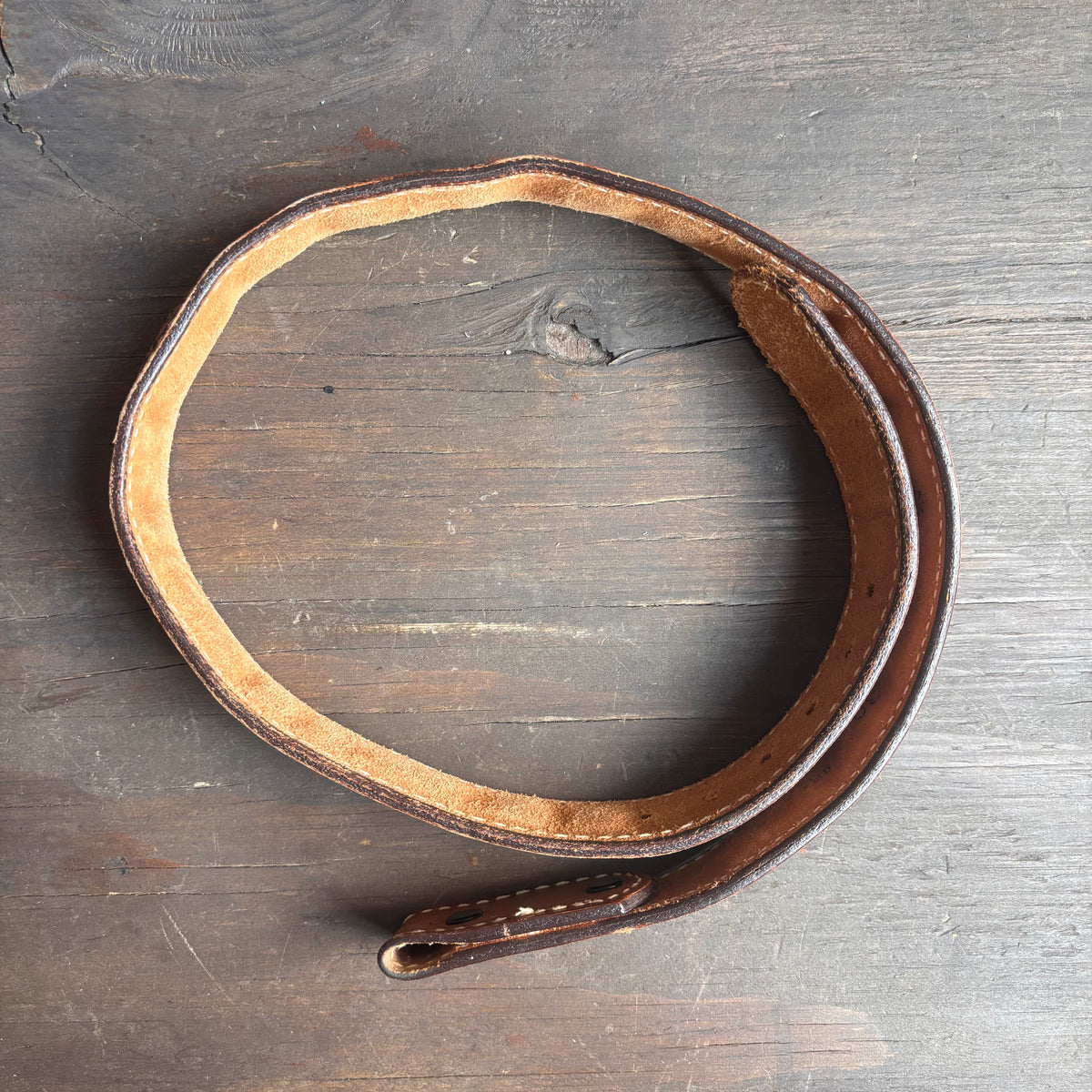 Vintage Tan Tooled Leather Belt