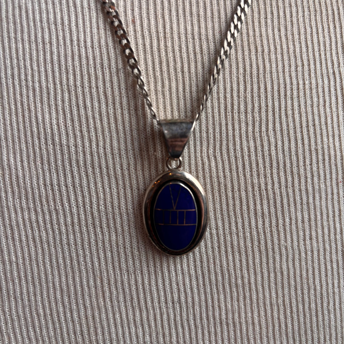 Silver Oval Lapis Pendant Necklace