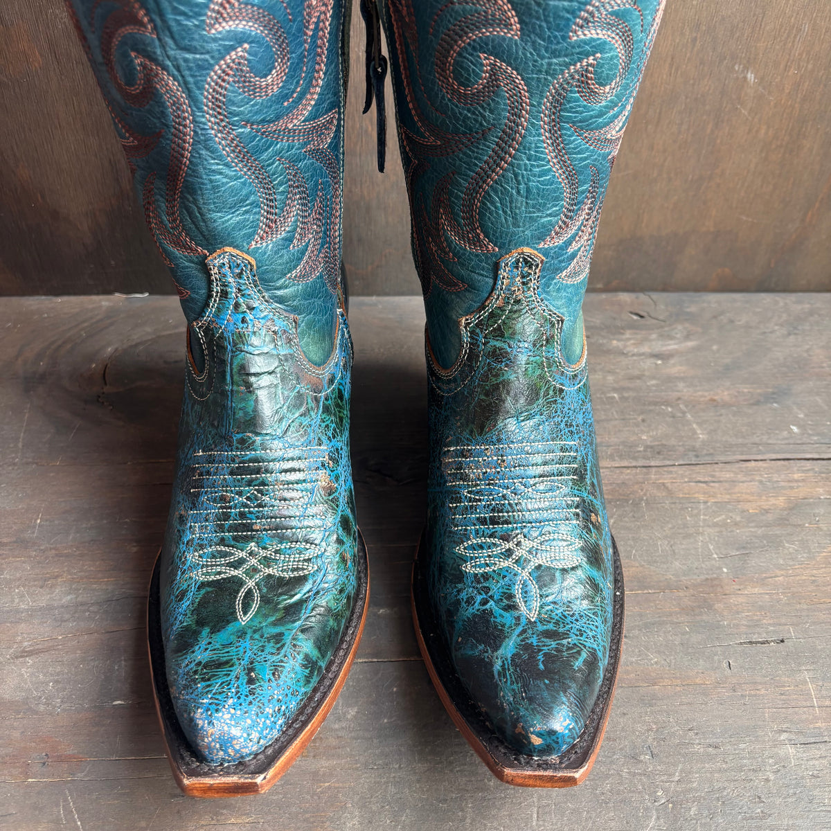 Toro Sentado Teal Leather Boots