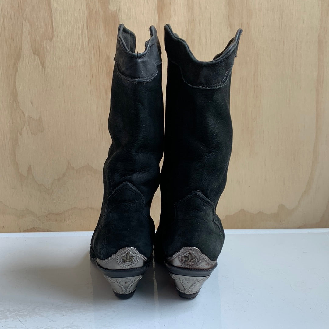 Zodiac black suede boot with silver detail