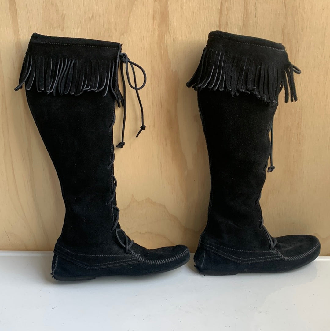 Minnetonka black suede lace up boots