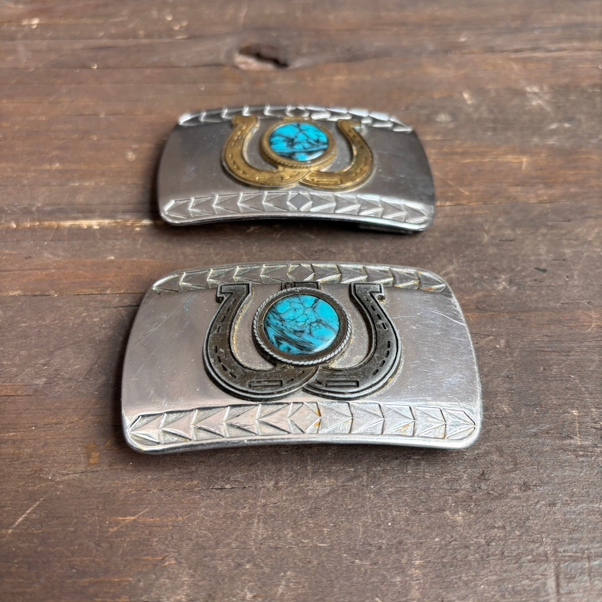 Double Horseshoe Belt Buckle