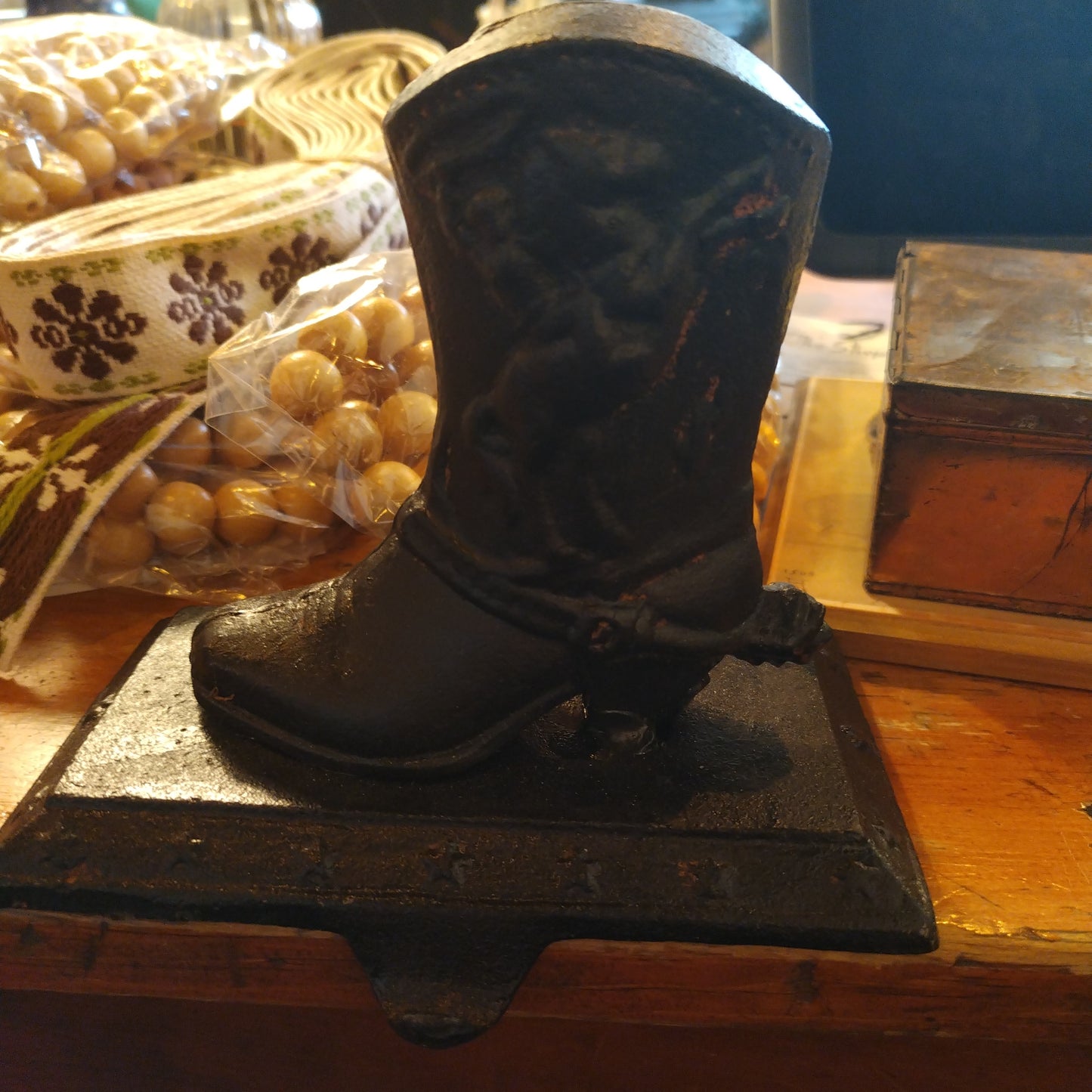 Iron black boot stocking holder