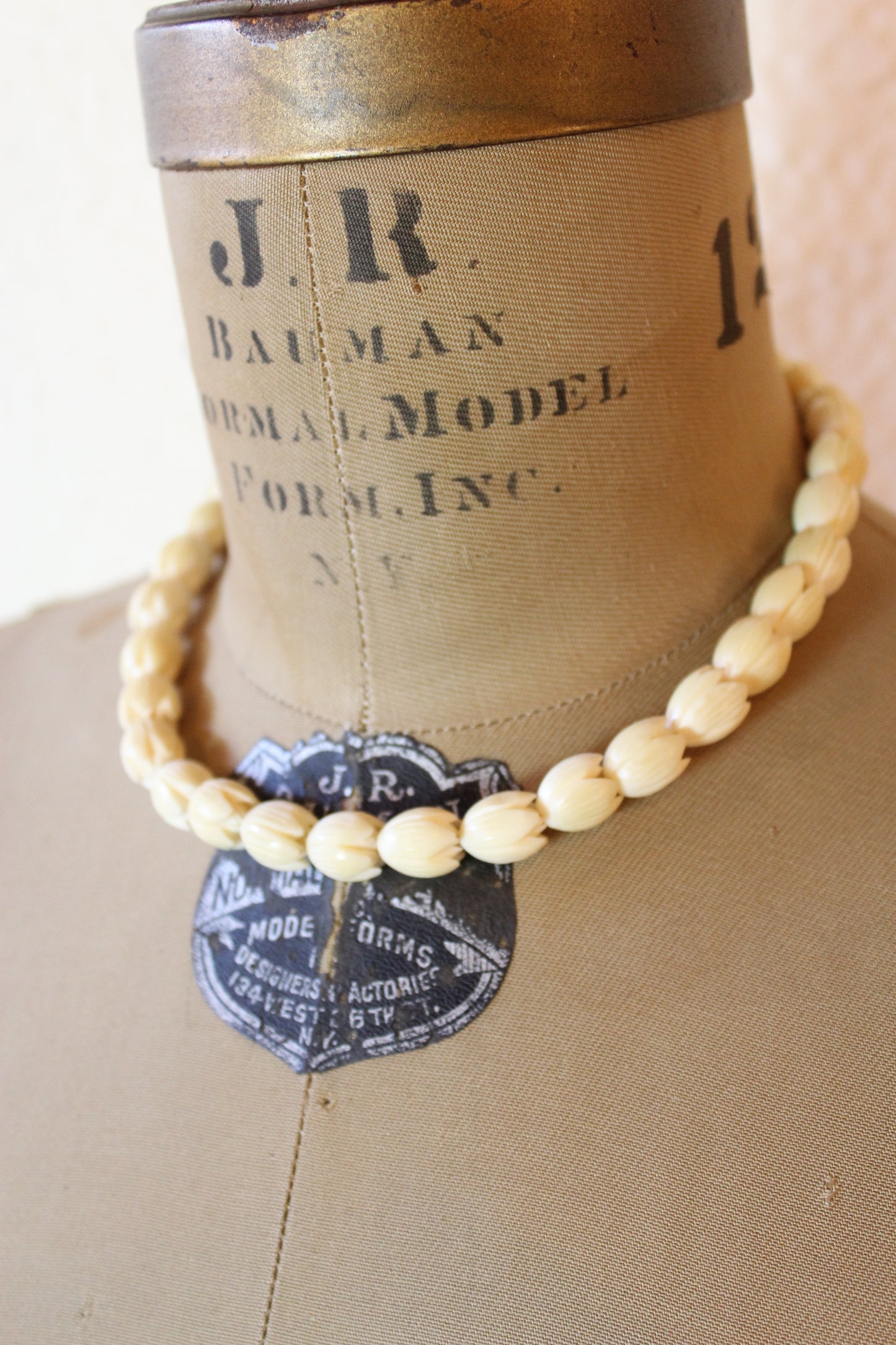 Carved white Flower beaded bracelet necklace