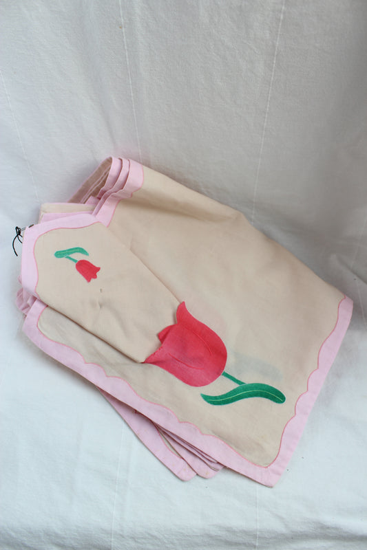 Pink Tulip Cloth Placemat And Napkins